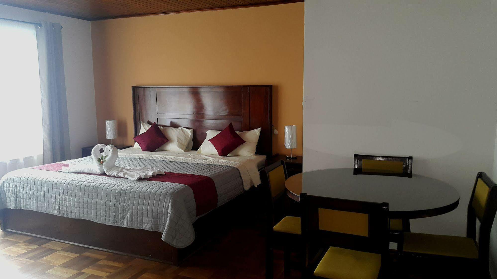 Hotel Portal Colonial San Jose  Bagian luar foto